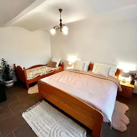 Utulny Statek Oskar S Wellness A Hristem Villa